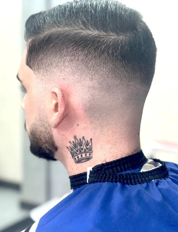 Fade con diseño personalizado en Barbería Neptuno Aguadulce